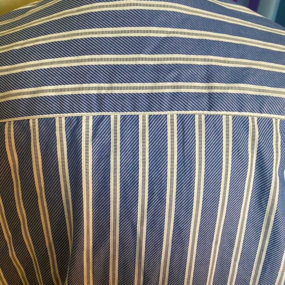Button Down - Picture 6 of 8